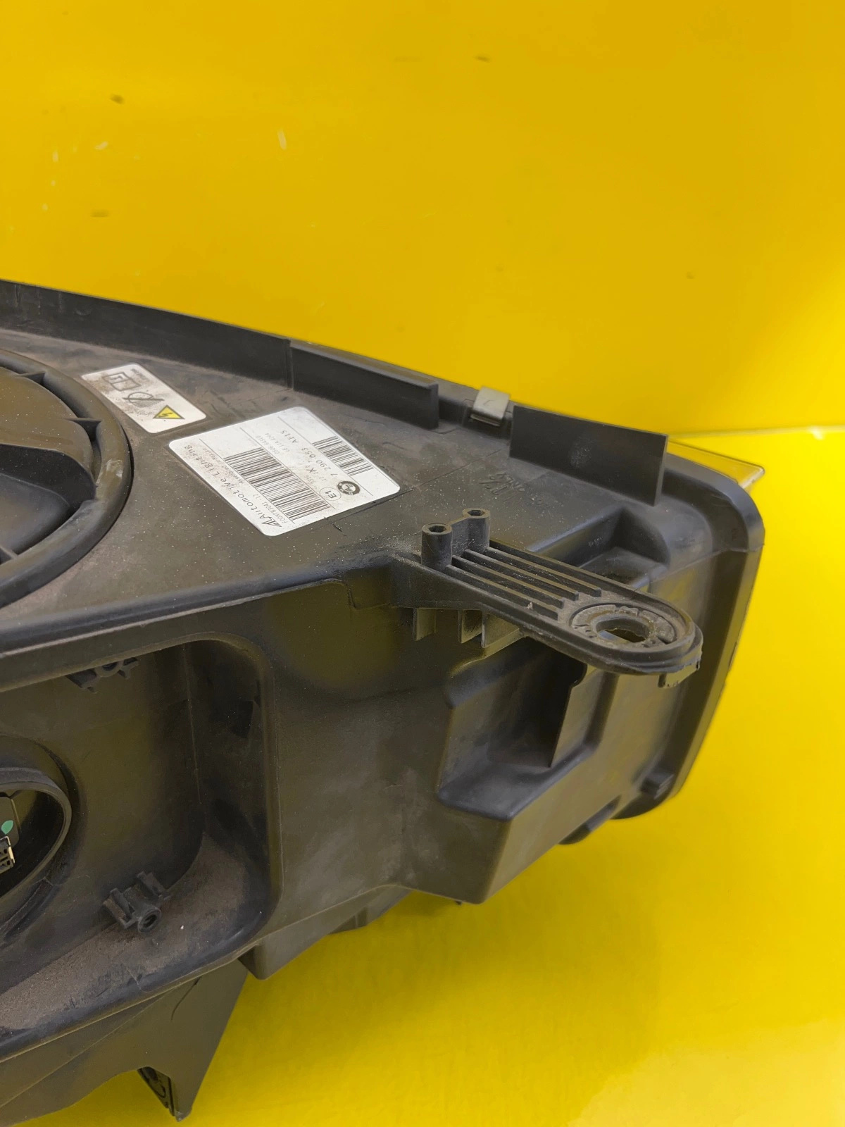 Phare gauche BMW X5 F15 X6 F16 13-18 Bi-Xenon 7290053 Autolamps 6 Phare gauche BMW X5 F15 X6 F16 13-18 Bi-Xenon 7290053