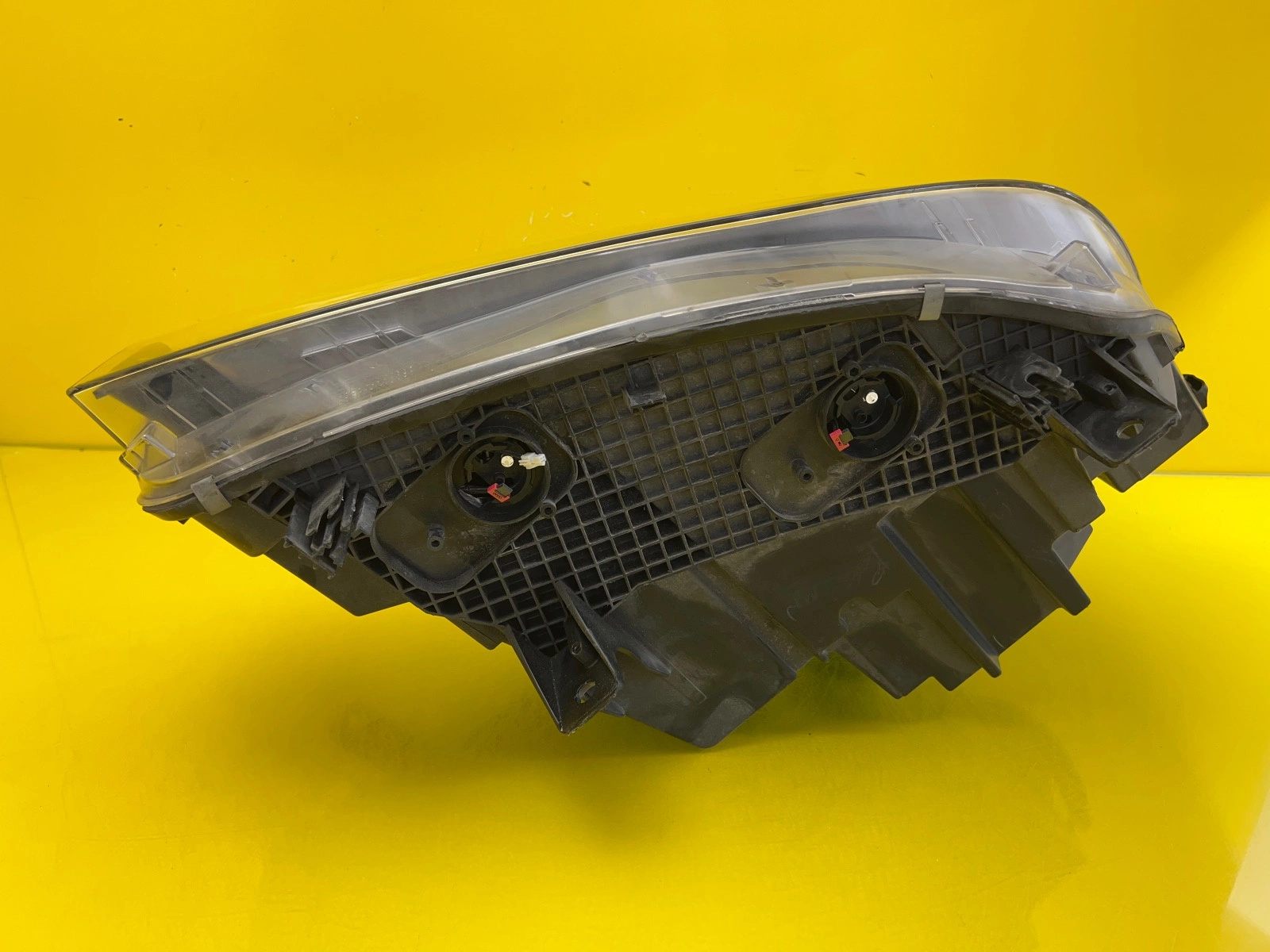 Phare gauche BMW X5 F15 X6 F16 13-18 Bi-Xenon 7290053 Autolamps 7 Phare gauche BMW X5 F15 X6 F16 13-18 Bi-Xenon 7290053