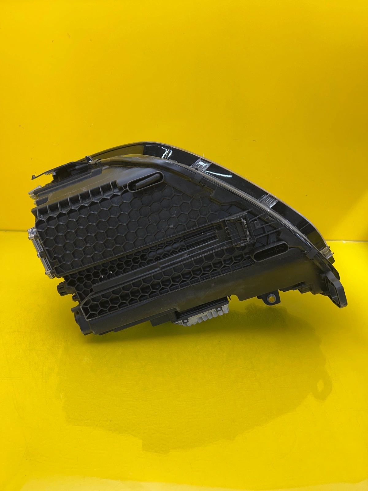 Phare avant droit VW Tayron II Full Led 24- 57L941060 Autolamps 7 Phare avant droit VW Tayron II Full Led 24- 57L941060