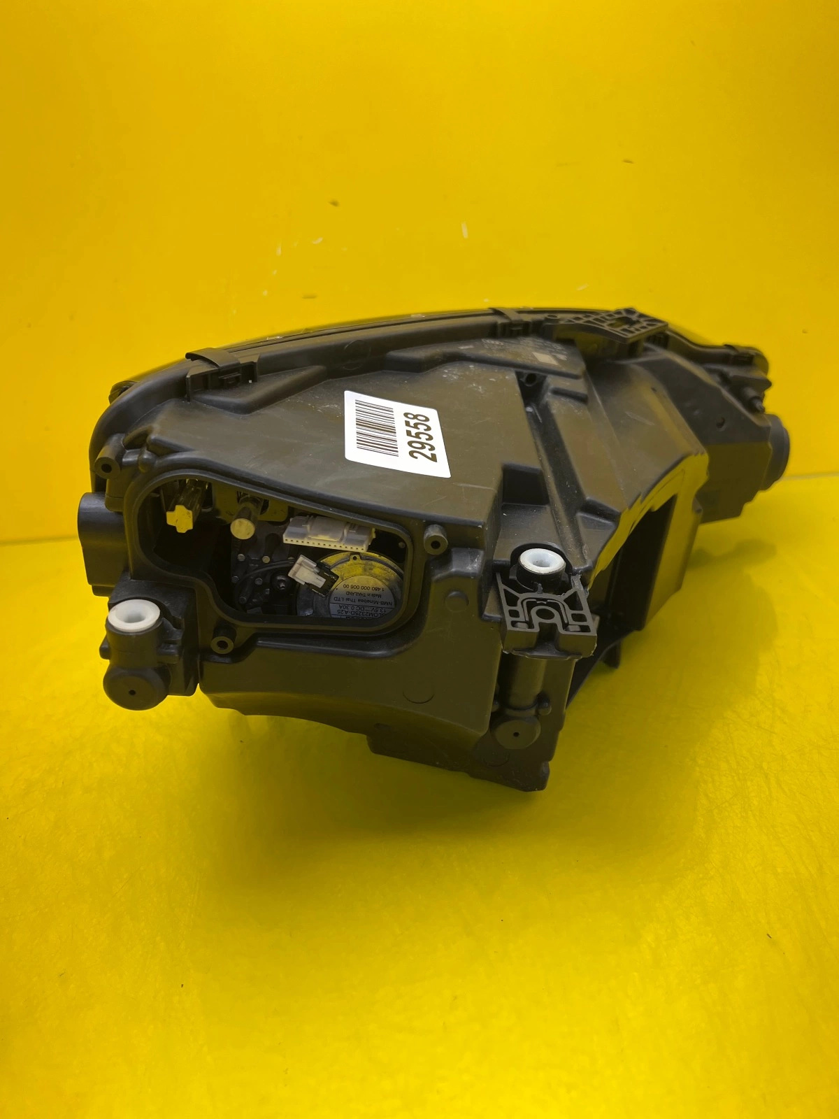 Phare avant gauche Audi A5 S5 RS5 8W Full Led Matrix 8W6941035 Autolamps 4 Phare avant gauche Audi A5 S5 RS5 8W Full Led Matrix 8W6941035