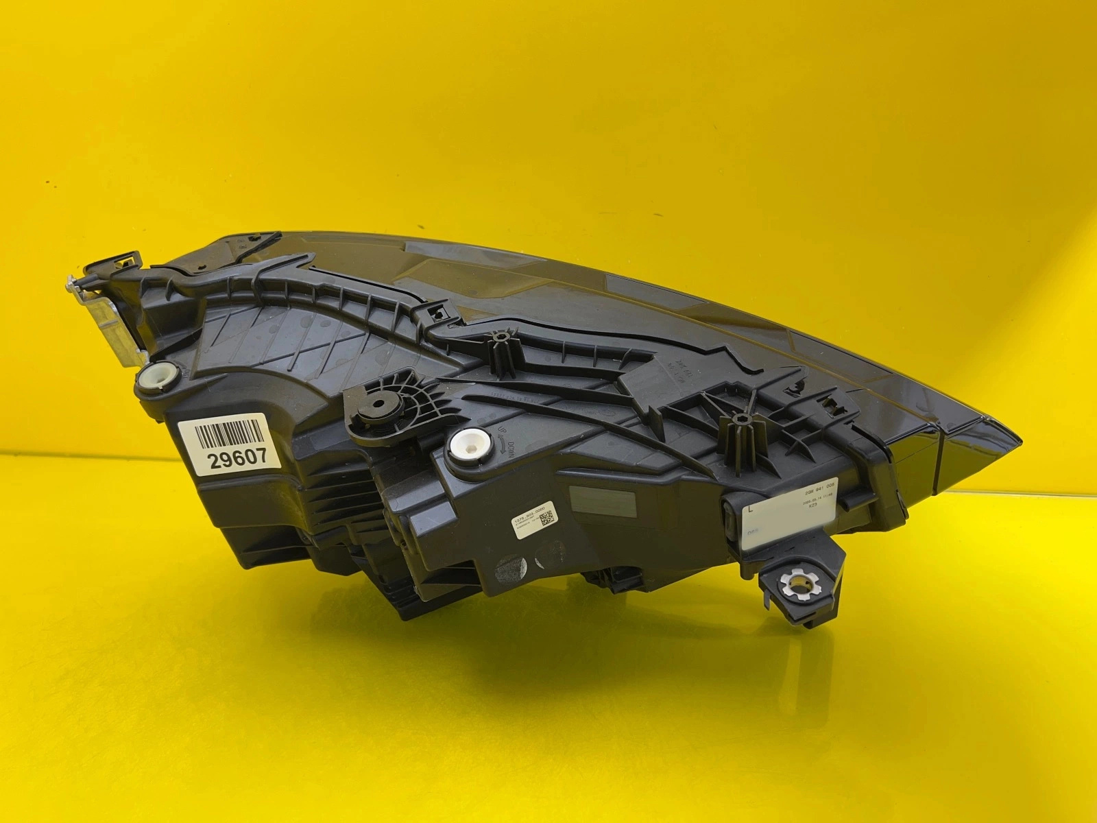 Phare avant gauche VW T-Roc Led 2025- 2GV941005 Autolamps 6 Phare avant gauche VW T-Roc Led 2025- 2GV941005