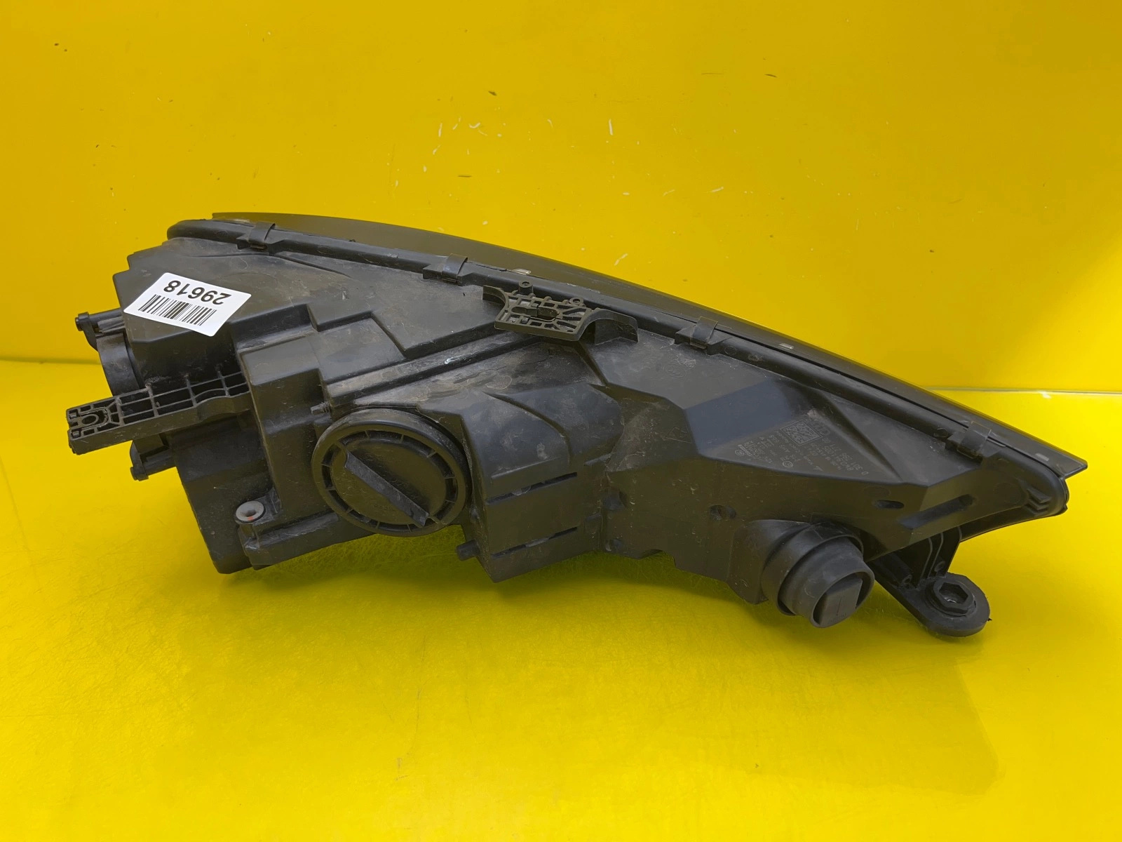 Phare gauche Audi A4 B9 8W 15- Xenon Led 8W0941005 Autolamps 4 Phare gauche Audi A4 B9 8W 15- Xenon Led 8W0941005