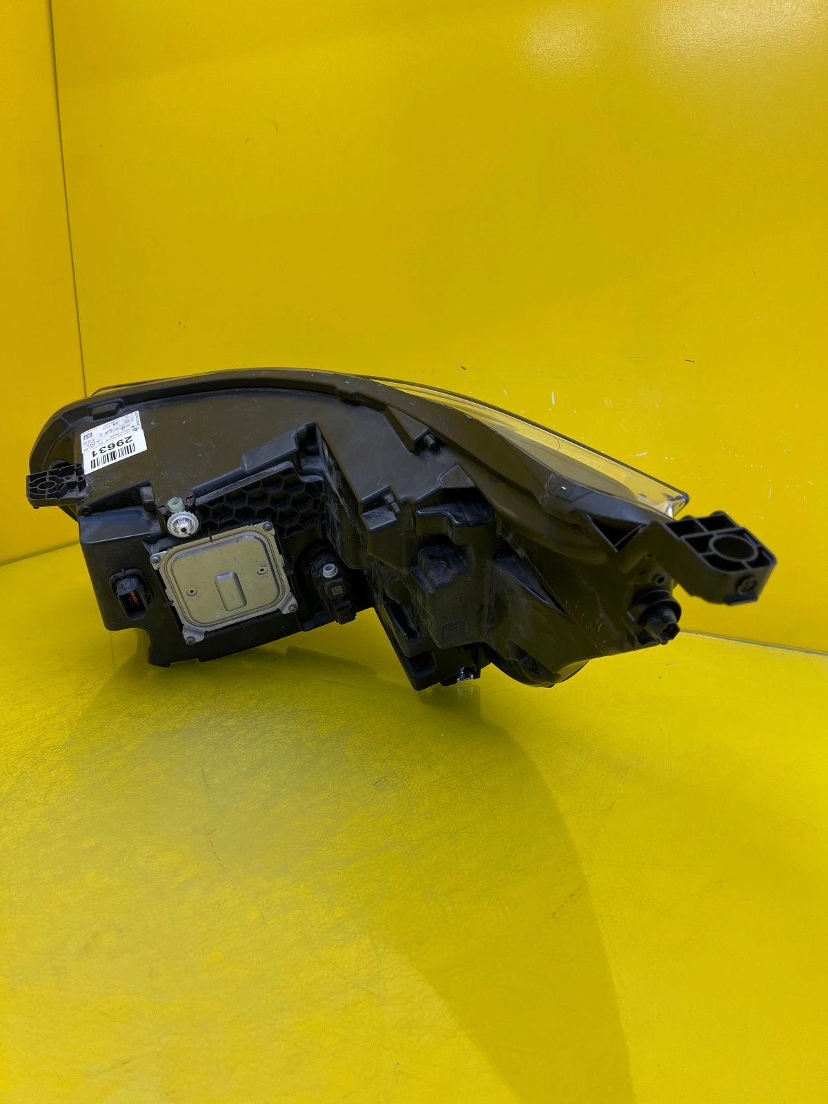 Phare droit Renault Trafic IV Full Led 260102899R Autolamps 4 Phare droit Renault Trafic IV Full Led 260102899R