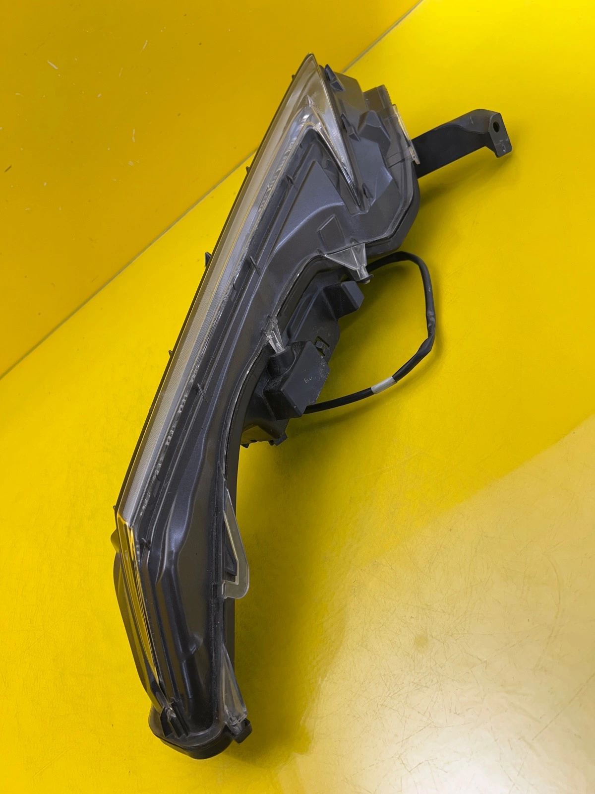 Lampe avant gauche Lexus NX 300H LED DRL Autolamps 6 Lampe avant gauche Lexus NX 300H LED DRL