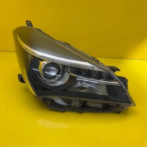 Phare droit Toyota Yaris 3 III Lift Ordinaire + Led