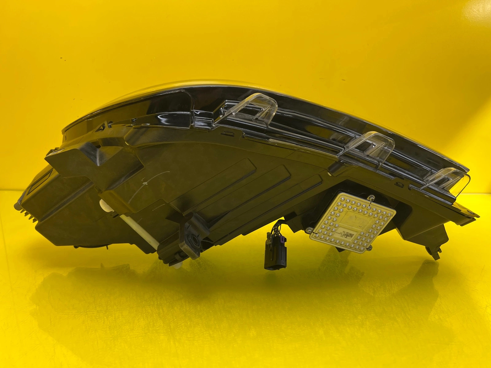 Phare avant droit MG HS 18- Full Led Autolamps 5 Phare avant droit MG HS 18- Full Led