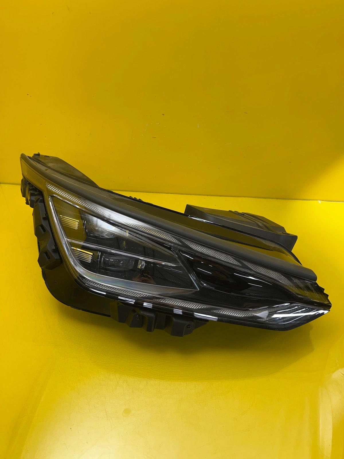 Phare avant droit KIA EV6 EV-6 Full Led Autolamps Phare avant droit KIA EV6 EV-6 Full Led