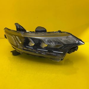 Phare droit Mitsubishi Outlander III 3 Lift 18- LED 8301D3-32