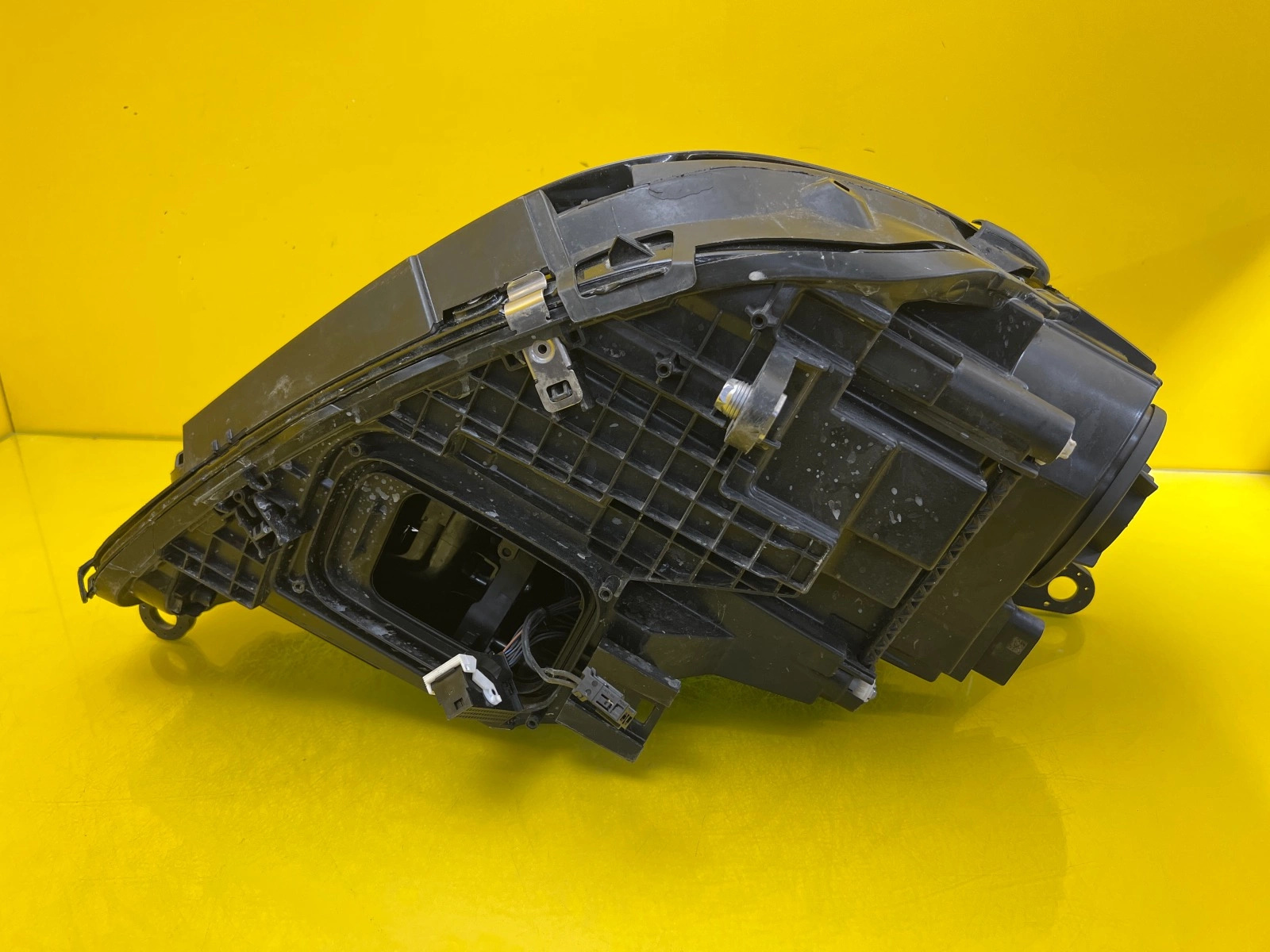 Phare gauche Mercedes GLE W167 Full Led Multibeam A1679069704 Autolamps 5 Phare gauche Mercedes GLE W167 Full Led Multibeam A1679069704