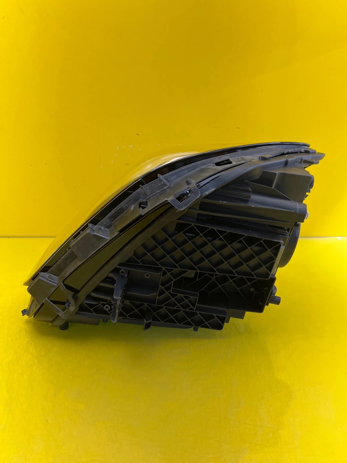 Phare gauche Mercedes Classe B W247 Full Led Multibeam A2479061903 Autolamps 5 Phare gauche Mercedes Classe B W247 Full Led Multibeam A2479061903