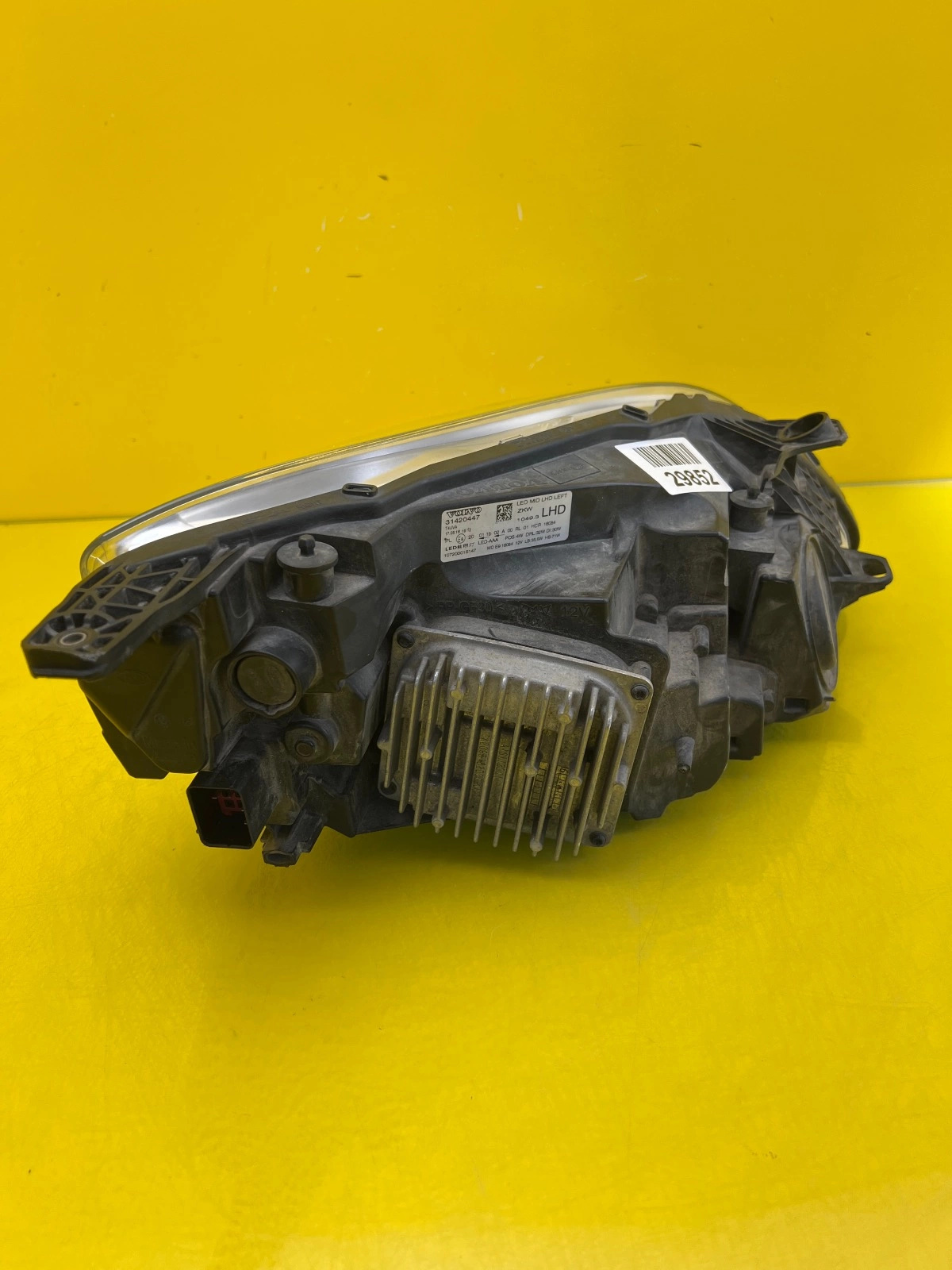 Phare gauche Volvo XC40 V40 Mid Led 31420447 Autolamps 5 Phare gauche Volvo XC40 V40 Mid Led 31420447