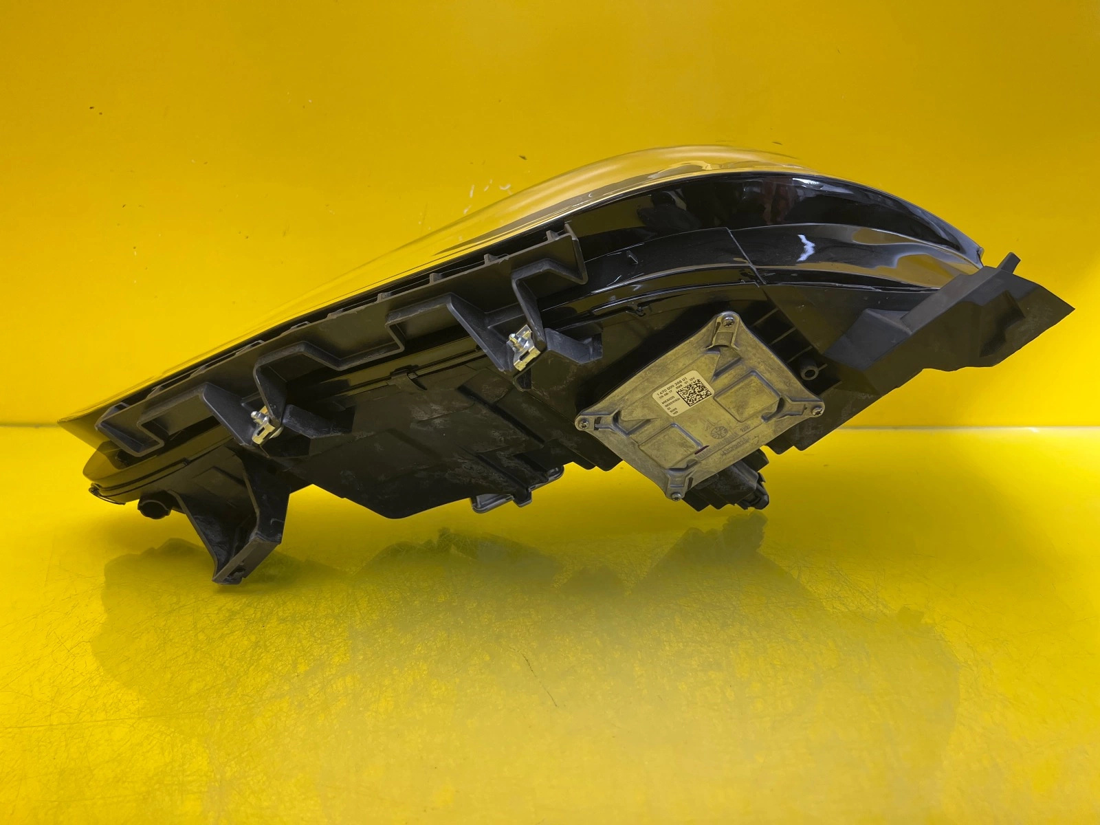 Phare gauche Alfa Romeo Giulia Xenon Torsion 50547582 Autolamps 6 Phare gauche Alfa Romeo Giulia Xenon Torsion 50547582