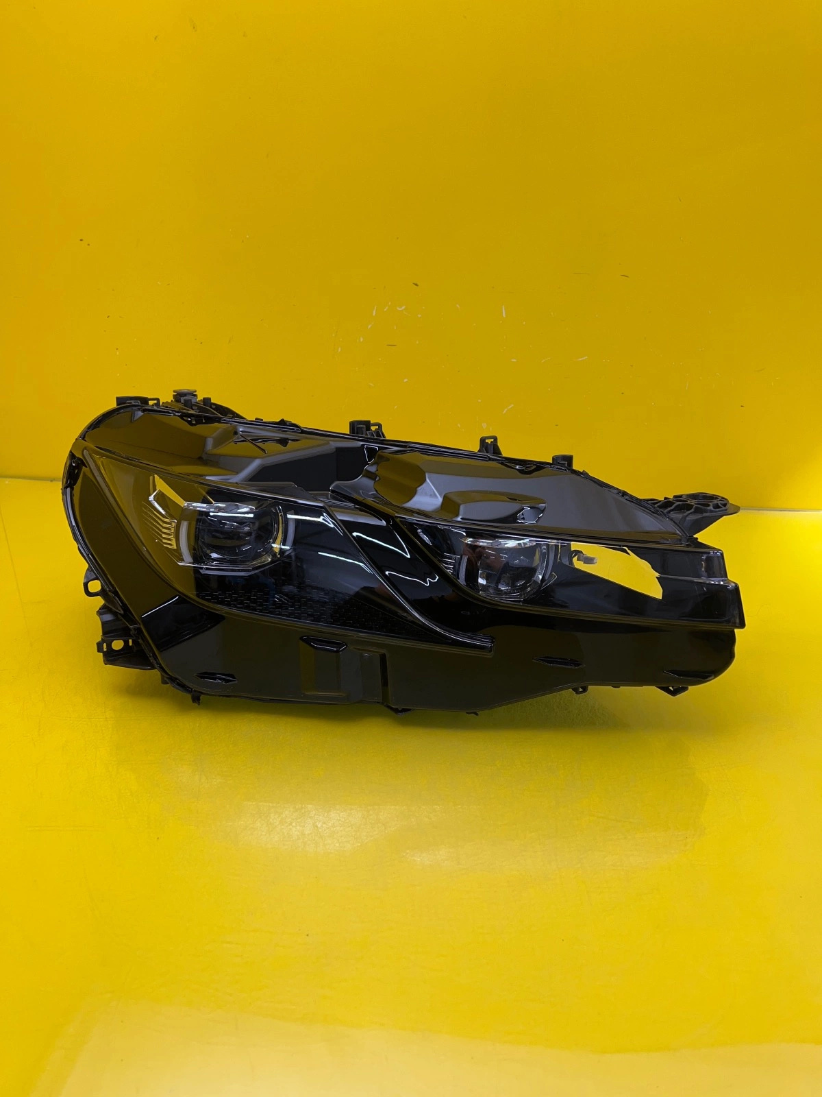 Phare droit VW Arteon 3G8 Full Led 3G8941082G Autolamps Phare droit VW Arteon 3G8 Full Led 3G8941082G