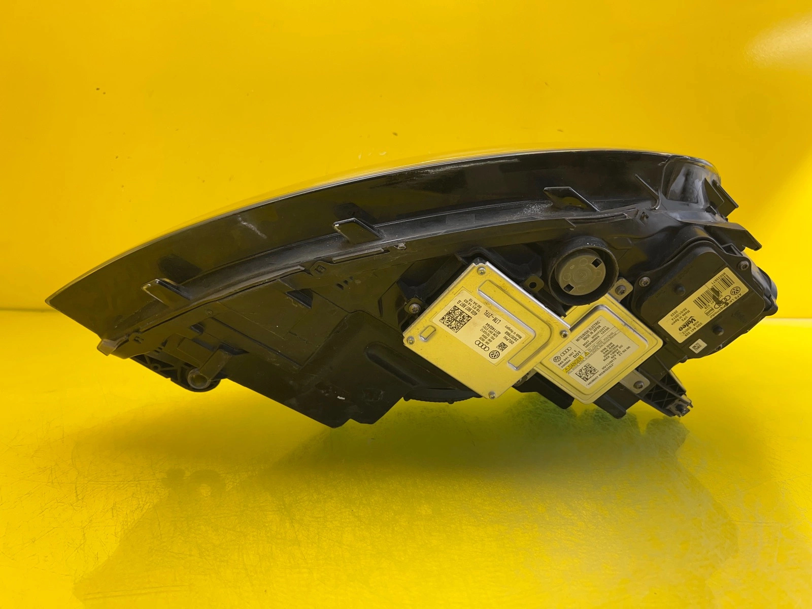 Phare avant gauche VW Golf 7 VII Xenon 5G1941751 Autolamps 6 Phare avant gauche VW Golf 7 VII Xenon 5G1941751