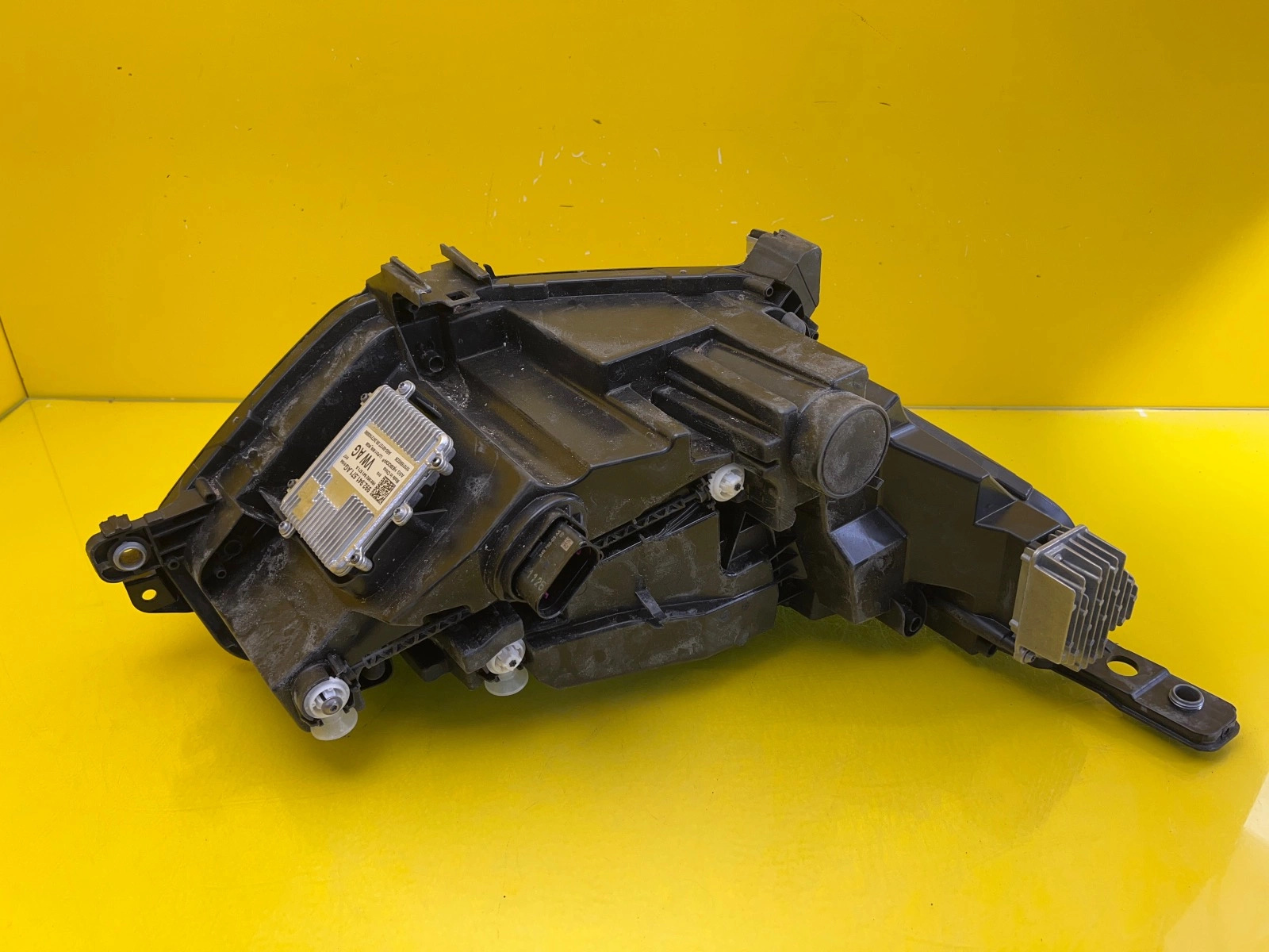 Phare gauche VW ID BUZZ 1T4941005C Full Led Autolamps 5 Phare gauche VW ID BUZZ 1T4941005C Full Led