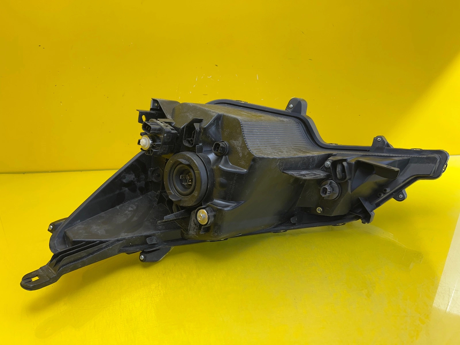 Phare avant droit Mitsubishi Space Star II Lift 19- Autolamps 7 Phare avant droit Mitsubishi Space Star II Lift 19-