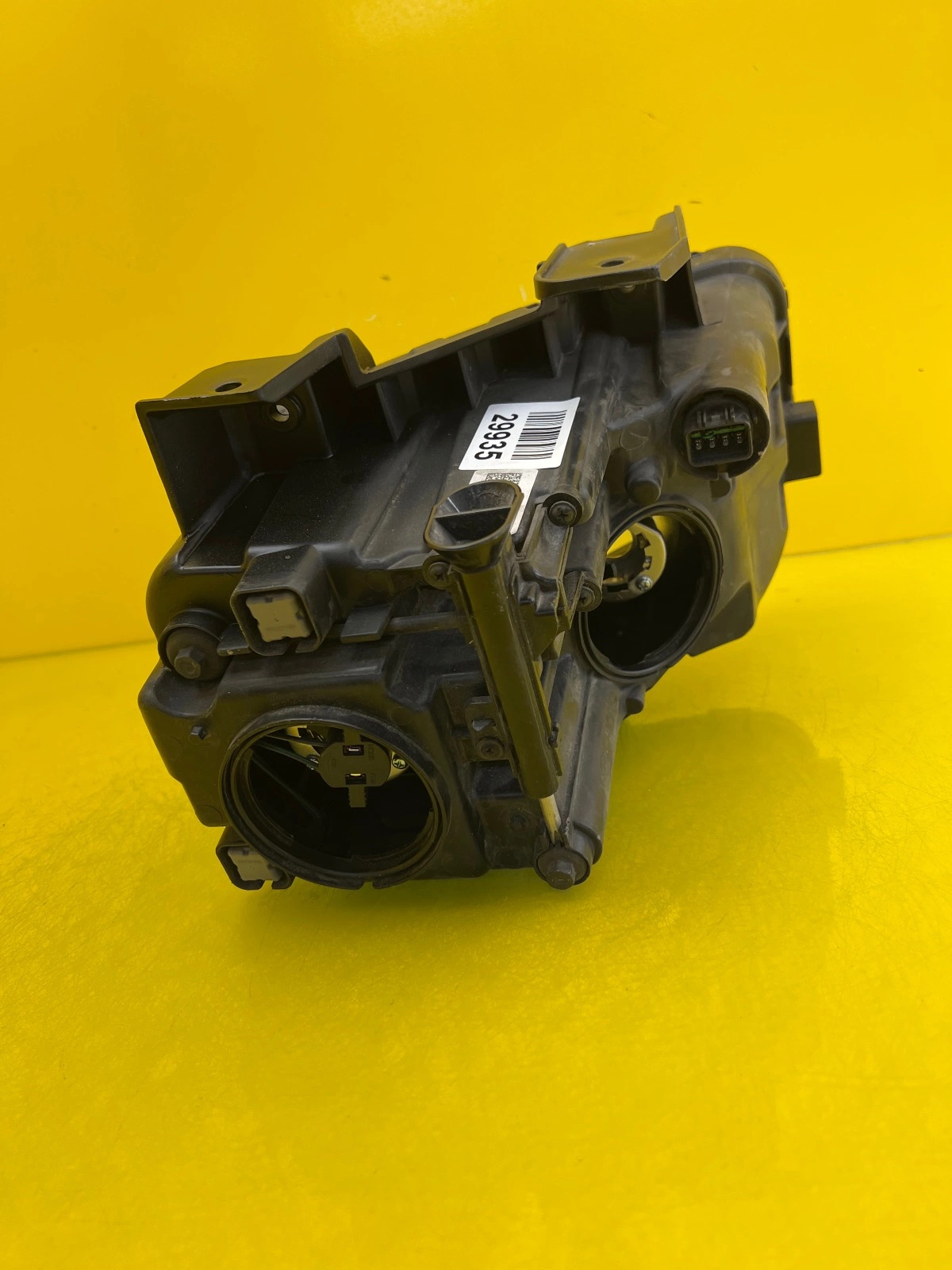 Phare gauche Hyundai Kona 17- Regular 92101J9000 Autolamps 4 Phare gauche Hyundai Kona 17- Regular 92101J9000