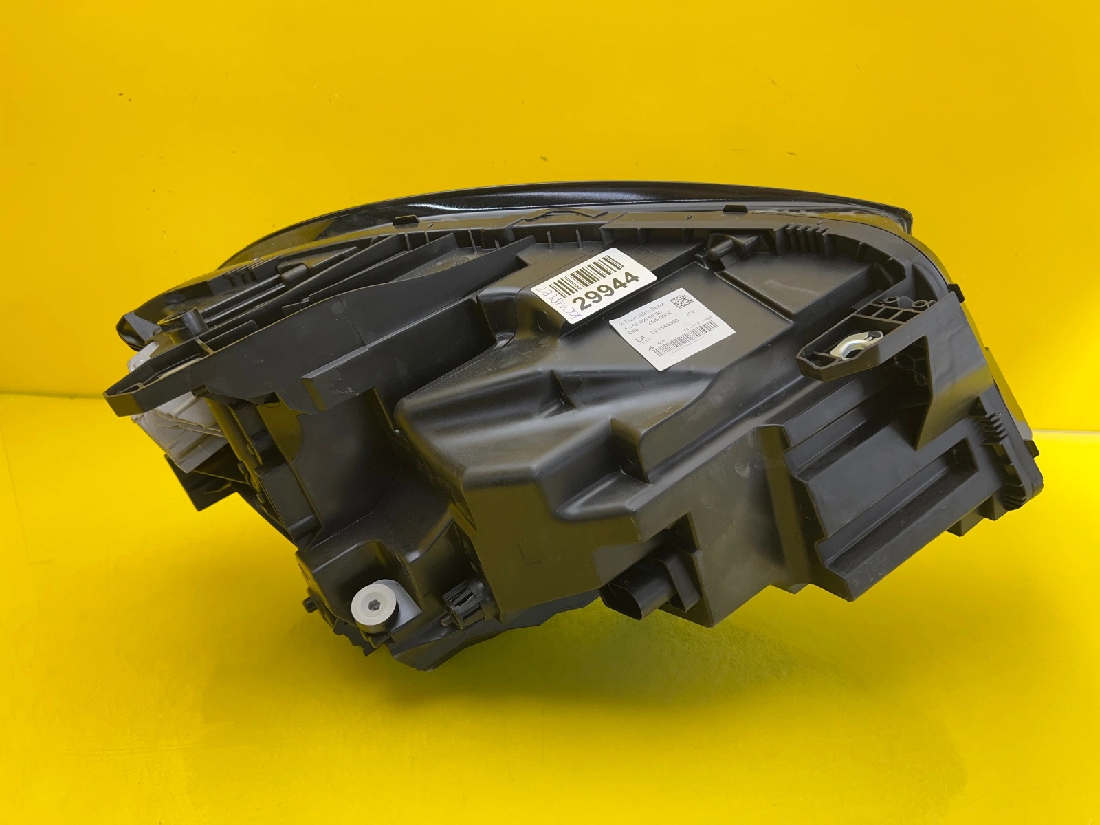 Phare gauche droit Mercedes GLA W156 Full Led A1569066900 A1569067000 Autolamps 7 Phare gauche droit Mercedes GLA W156 Full Led A1569066900 A1569067000