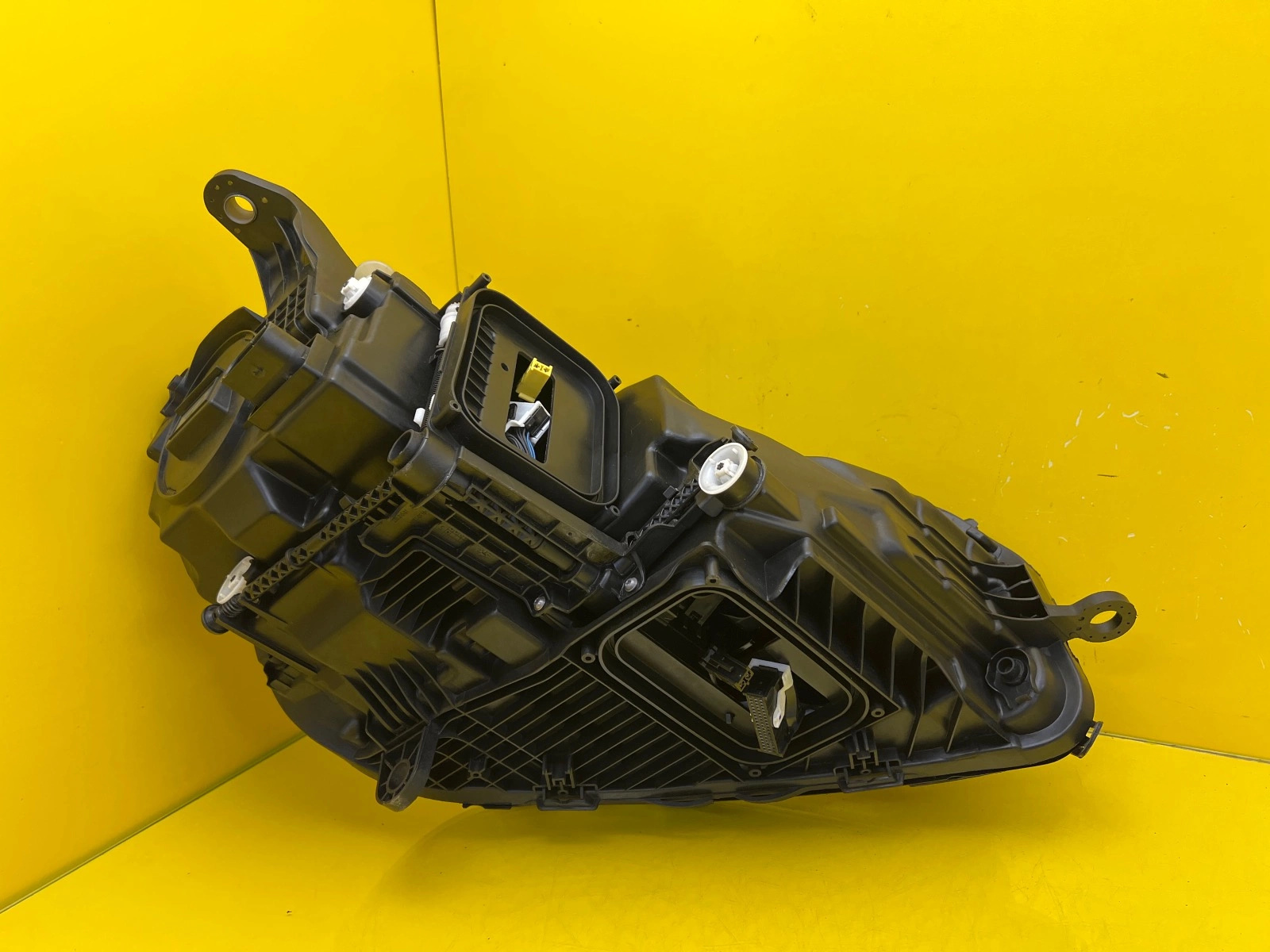 Phare gauche Mercedes GLE W167 Lift 23- Full Led A1679068309 Autolamps 4 Phare gauche Mercedes GLE W167 Lift 23- Full Led A1679068309