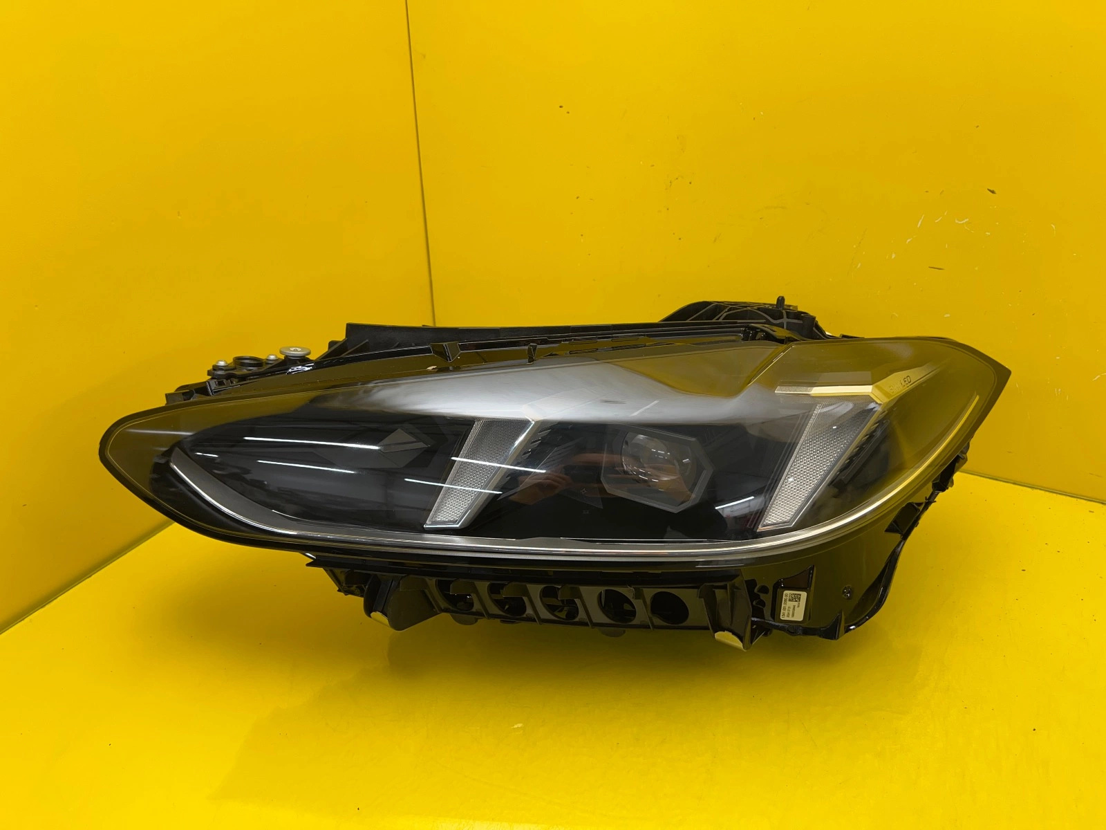 Phare gauche BMW 4 G22 G23 G26 Lift LCI Led 5A3B2F5-06 Autolamps Phare gauche BMW 4 G22 G23 G26 Lift LCI Led 5A3B2F5-06