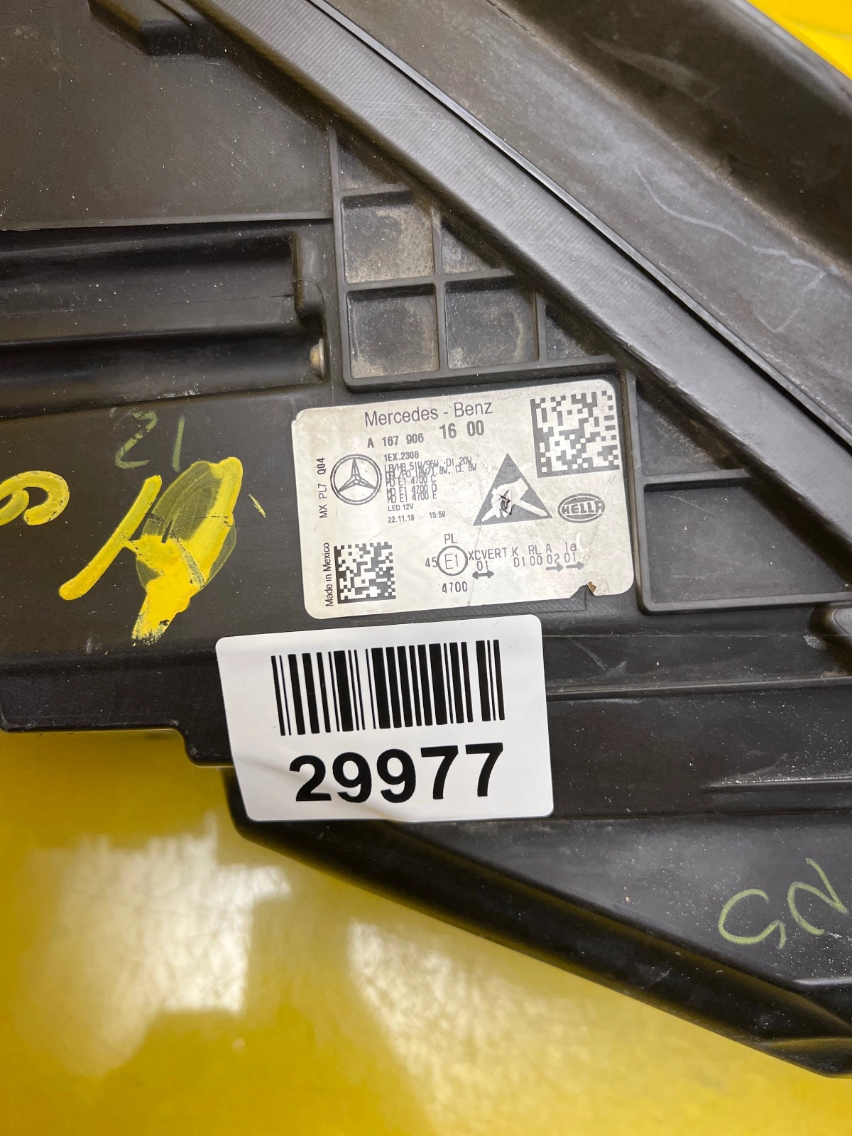 Phare gauche Mercedes GLE W167 Full Led Multibeam A1679061600 Autolamps 2 Phare gauche Mercedes GLE W167 Full Led Multibeam A1679061600