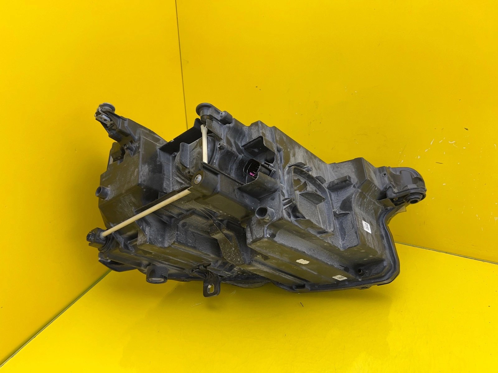 Phare gauche Audi Q4 E-Tron Full Led 89A941033 Autolamps 4 Phare gauche Audi Q4 E-Tron Full Led 89A941033