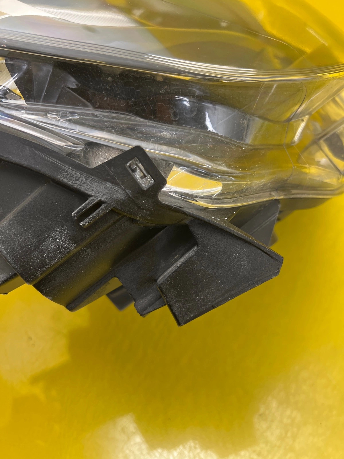 Phare avant droit Opel Combo E 18- 90145358 Autolamps 7 Phare avant droit Opel Combo E 18- 90145358