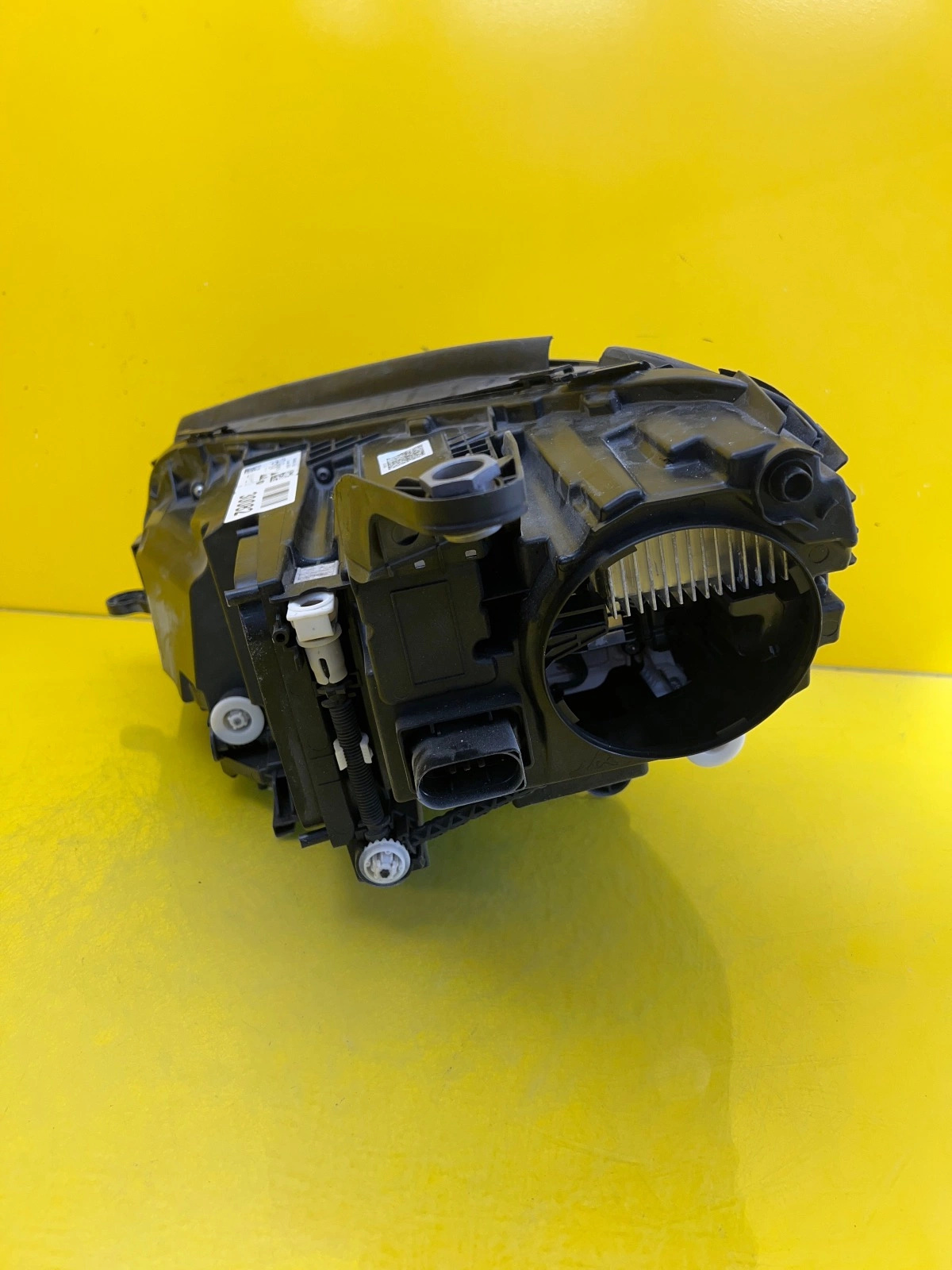 Phare droit Mercedes GLE W167 Full Led A1679066604 Autolamps 4 Phare droit Mercedes GLE W167 Full Led A1679066604