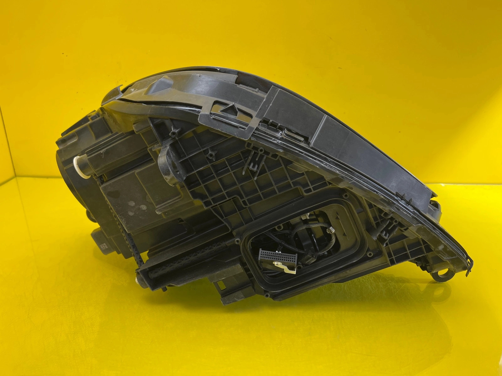 Phare droit Mercedes GLE W167 Full Led A1679066604 Autolamps 5 Phare droit Mercedes GLE W167 Full Led A1679066604