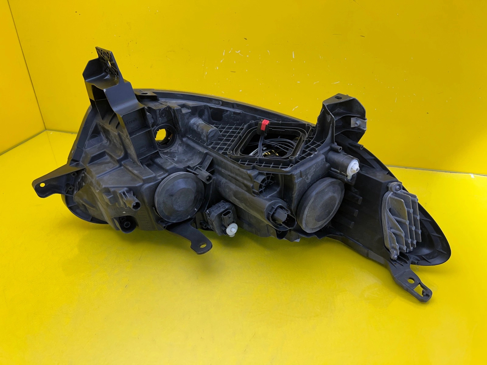 Phare avant gauche Renault Kadjar Led 260609857R Autolamps 6 Phare avant gauche Renault Kadjar Led 260609857R