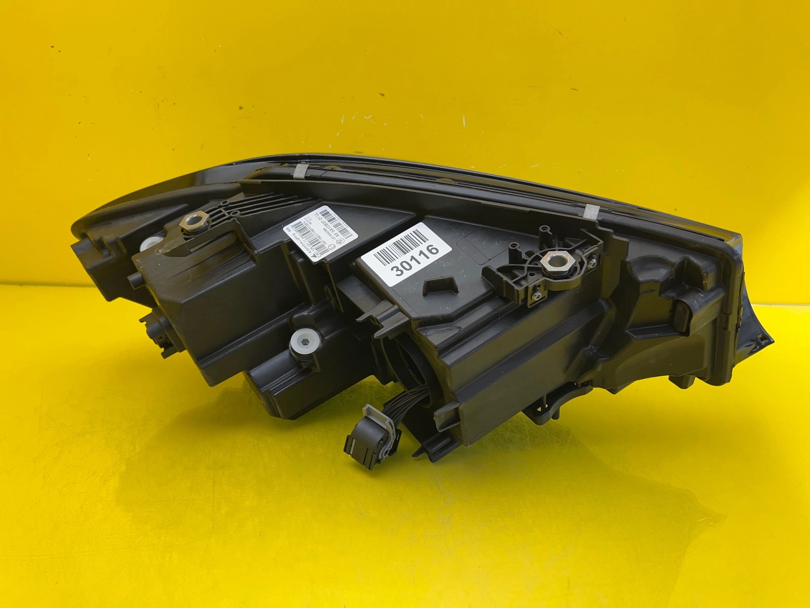 Phare gauche BMW 3 G20 G21 Full Led 5A1DB37-01 Autolamps 4 Phare gauche BMW 3 G20 G21 Full Led 5A1DB37-01