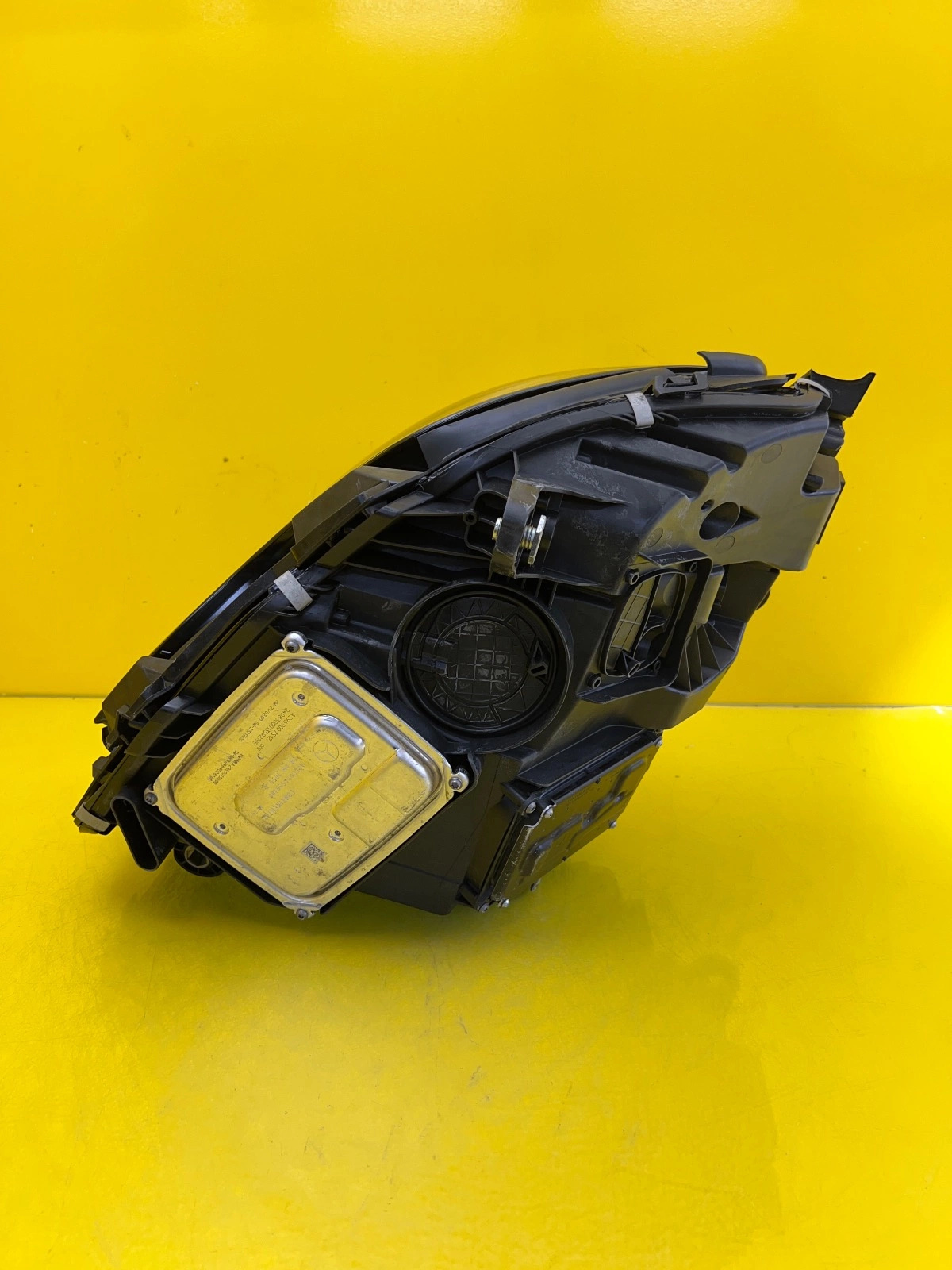 Phare gauche Mercedes Classe E W214 Digital Light A2149066102 Autolamps 5 Phare gauche Mercedes Classe E W214 Digital Light A2149066102