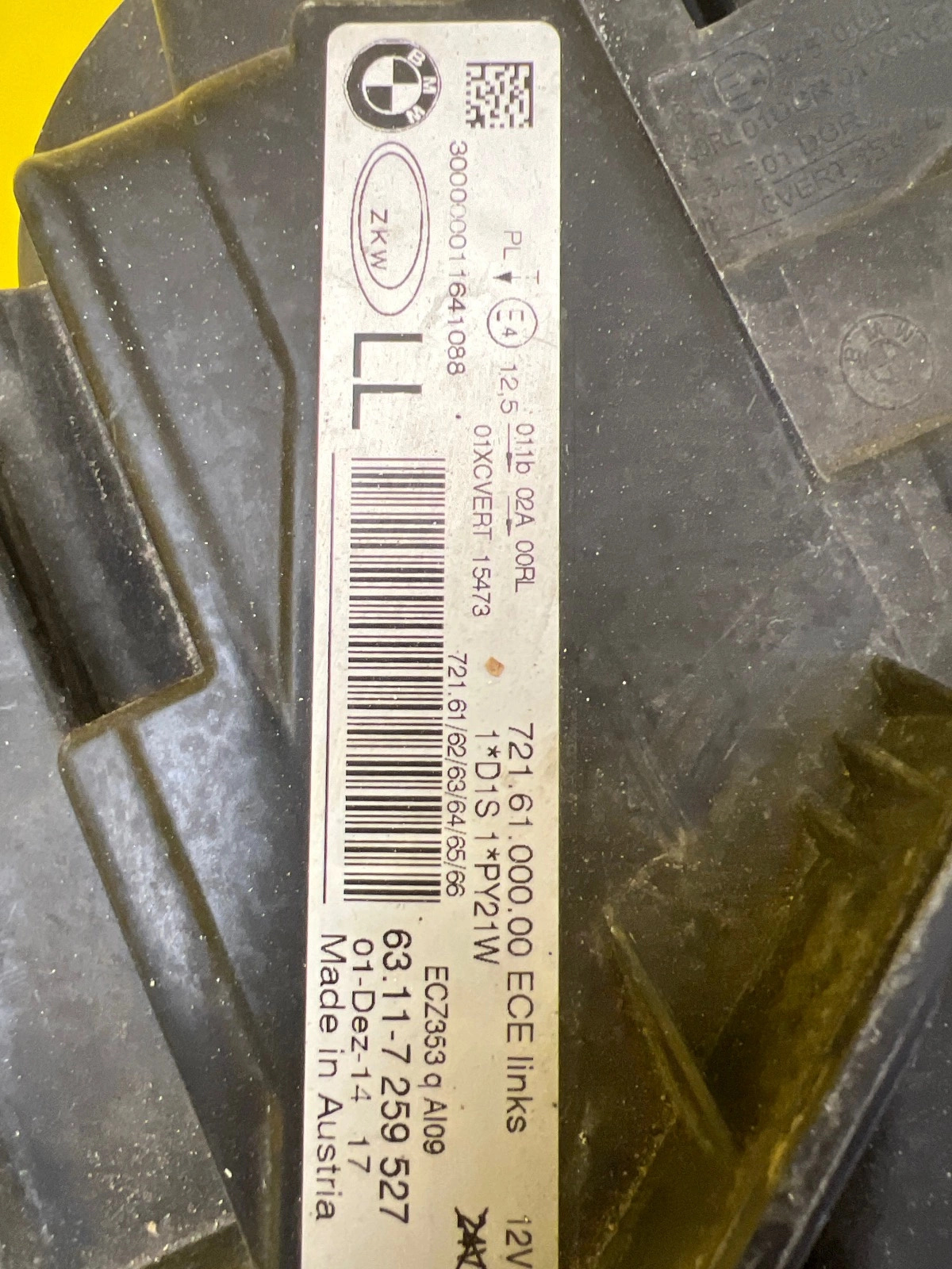 Phare gauche BMW 3 F30 F31 Xenon Torsion Dynamic 7259527 Autolamps 2 Phare gauche BMW 3 F30 F31 Xenon Torsion Dynamic 7259527