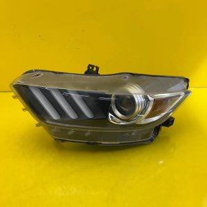 Phare avant gauche Ford Mustang VI 15-17 Xenon