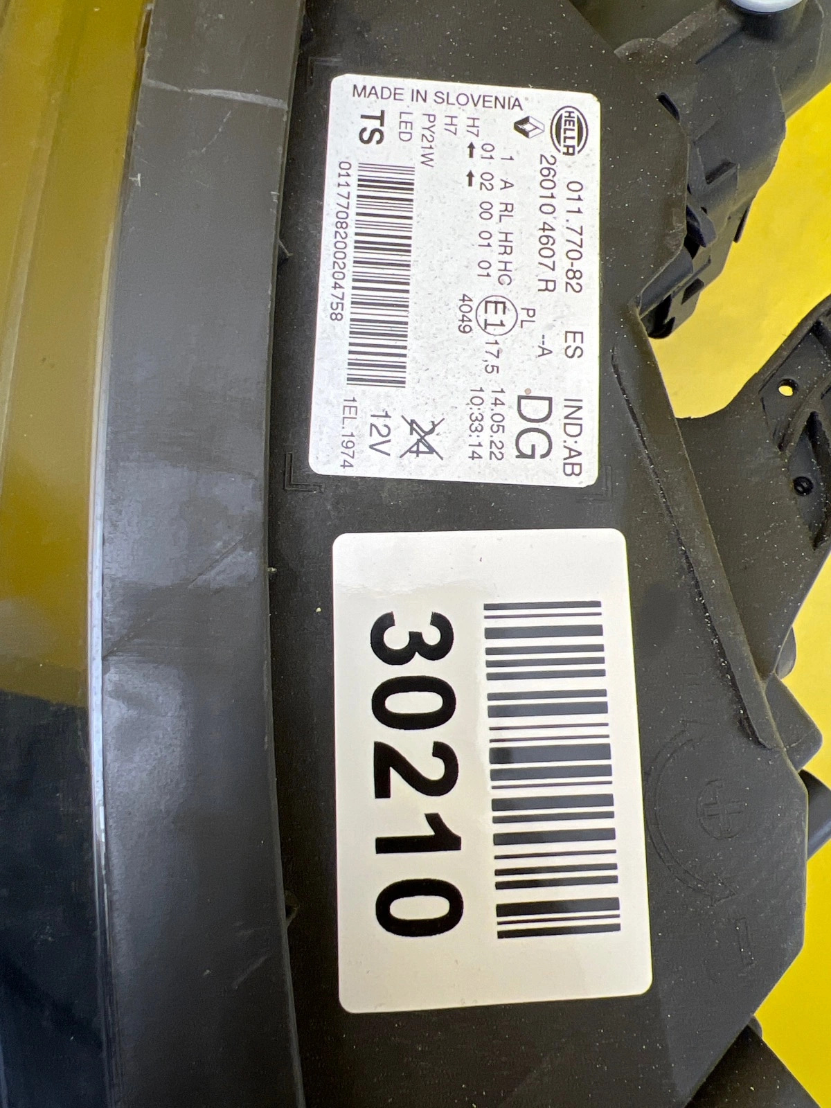 Phare avant droit Renault Kadjar Led 260104607R Autolamps 2 Phare avant droit Renault Kadjar Led 260104607R