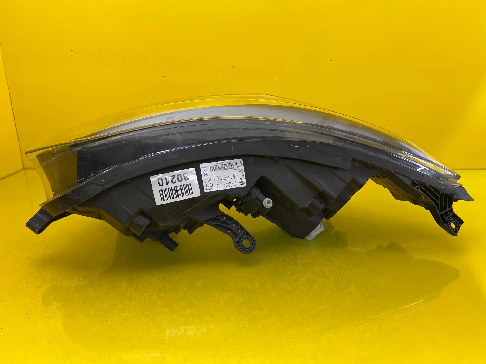 Phare avant droit Renault Kadjar Led 260104607R Autolamps 3 Phare avant droit Renault Kadjar Led 260104607R