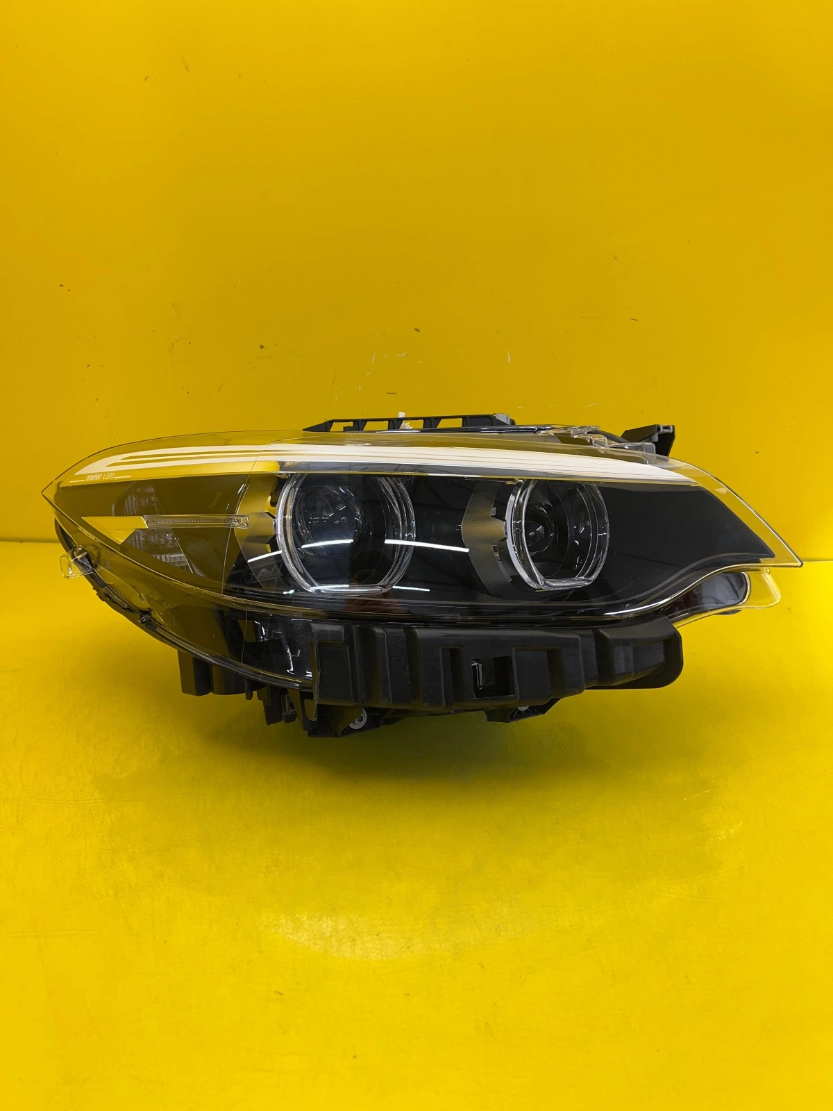 Phare Droit BMW 2 F22 F23 Lift 19-21 Full Led 7469778-07 Autolamps Phare Droit BMW 2 F22 F23 Lift 19-21 Full Led 7469778-07