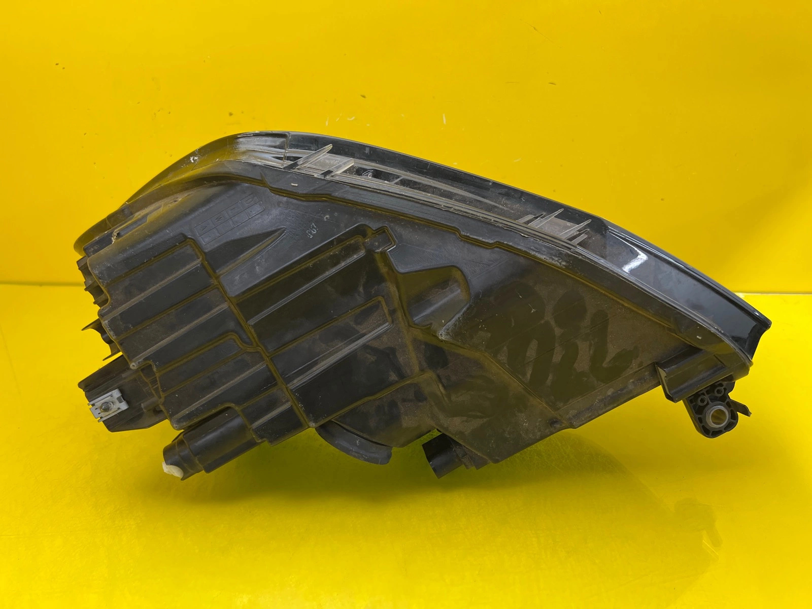 Phare droit VW Caddy 2K1 Lift 15-20 Ordinaire 2K1941016B Autolamps 5 Phare droit VW Caddy 2K1 Lift 15-20 Ordinaire 2K1941016B