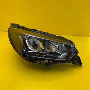 Phare droit Peugeot 2008 II 19- Led 9833036180