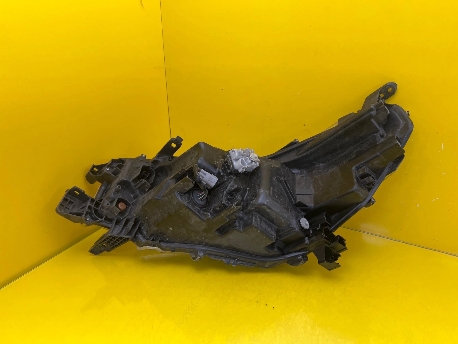 Phare avant droit Toyota Hilux VIII 8 Lift Full Led Autolamps 3 Phare avant droit Toyota Hilux VIII 8 Lift Full Led