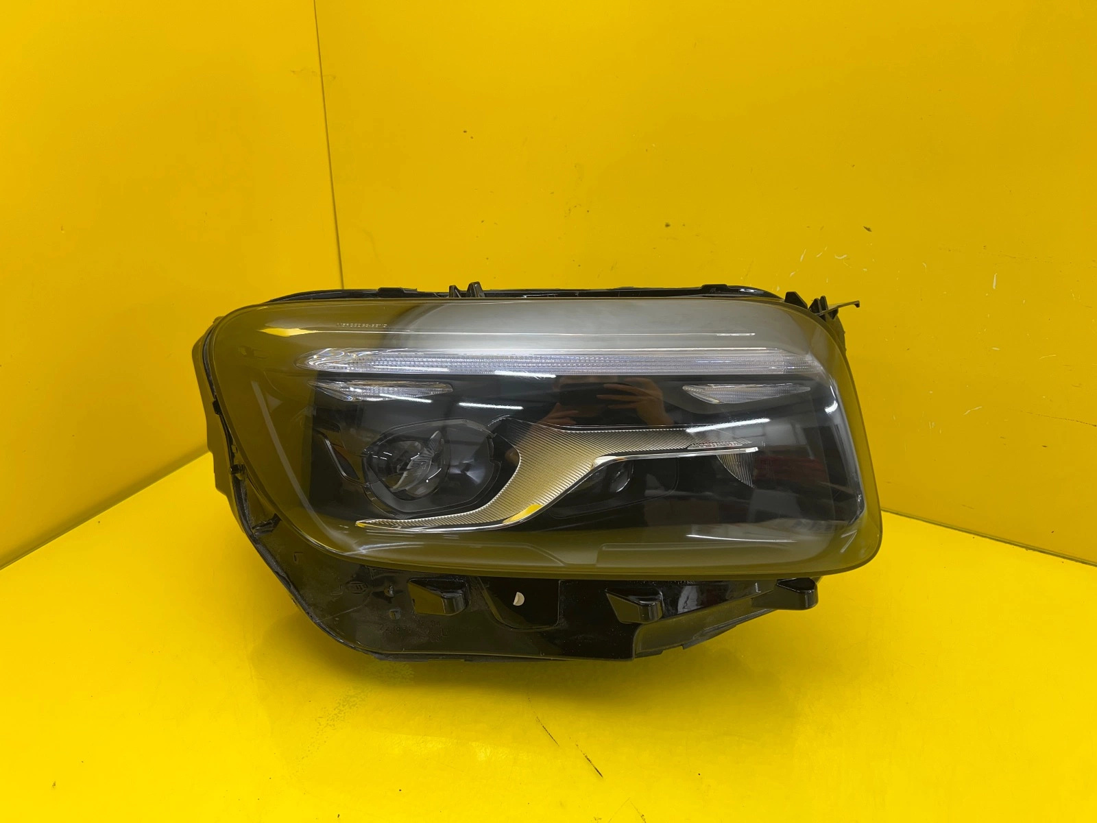 Phare droit Mercedes GLB W247 Lift Full Led Multibeam EU A2479068003 Autolamps Phare droit Mercedes GLB W247 Lift Full Led Multibeam EU A2479068003