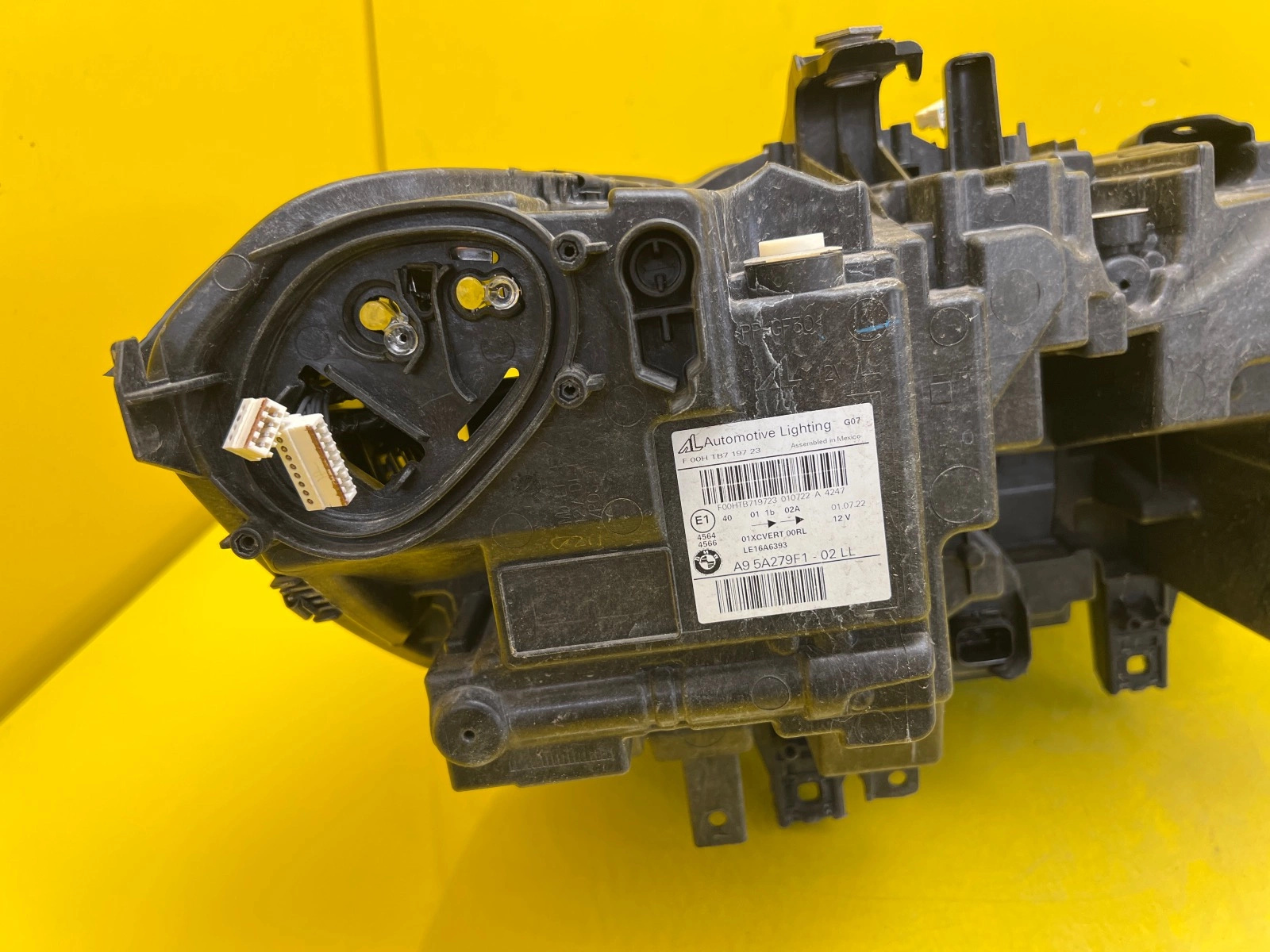 Phare gauche BMW X7 G07 Laser 5A279F1-02 Autolamps 2 Phare gauche BMW X7 G07 Laser 5A279F1-02