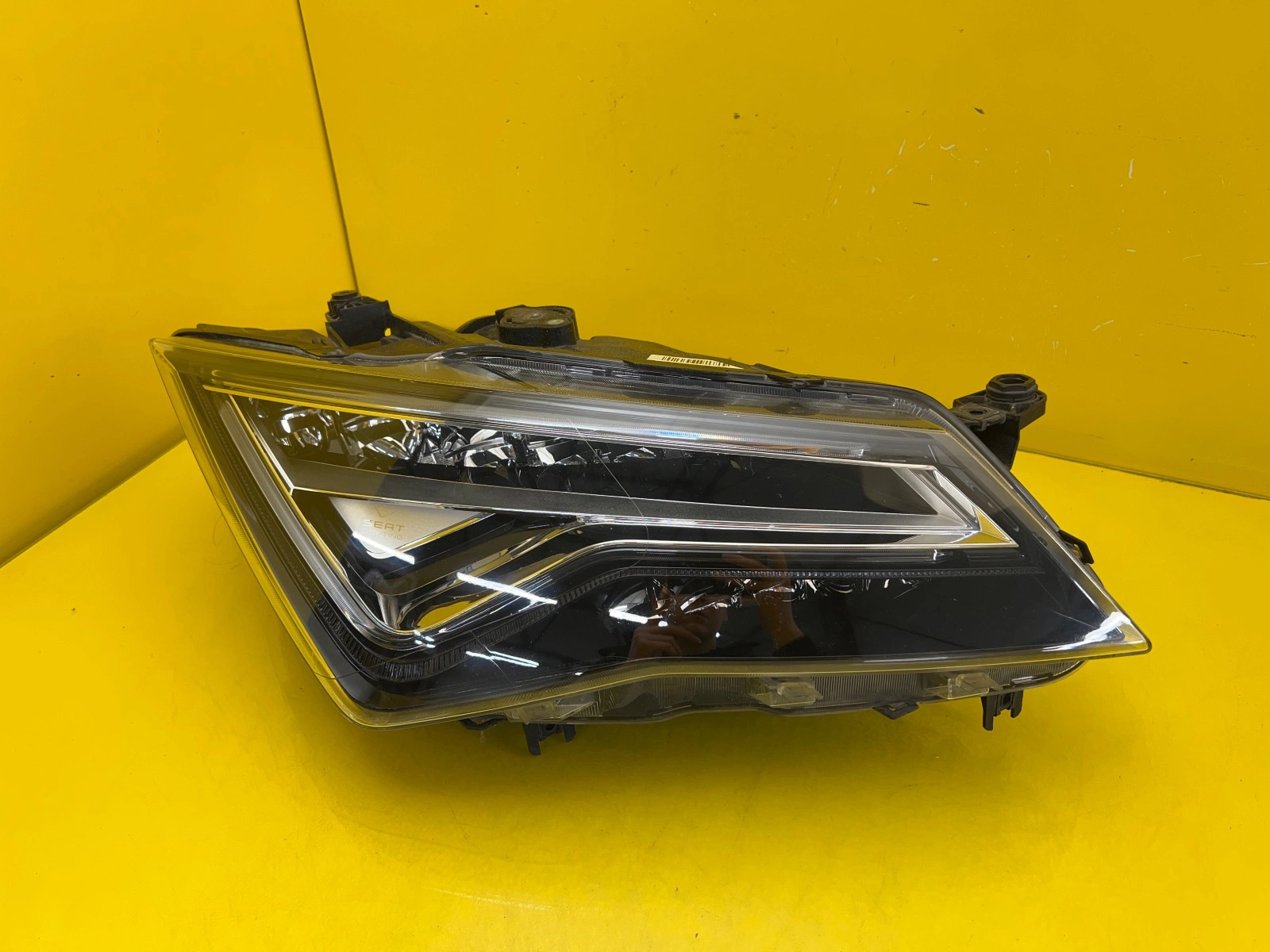 Phare droit Ateca 576 Full Led 576941008D Autolamps Phare droit Ateca 576 Full Led 576941008D