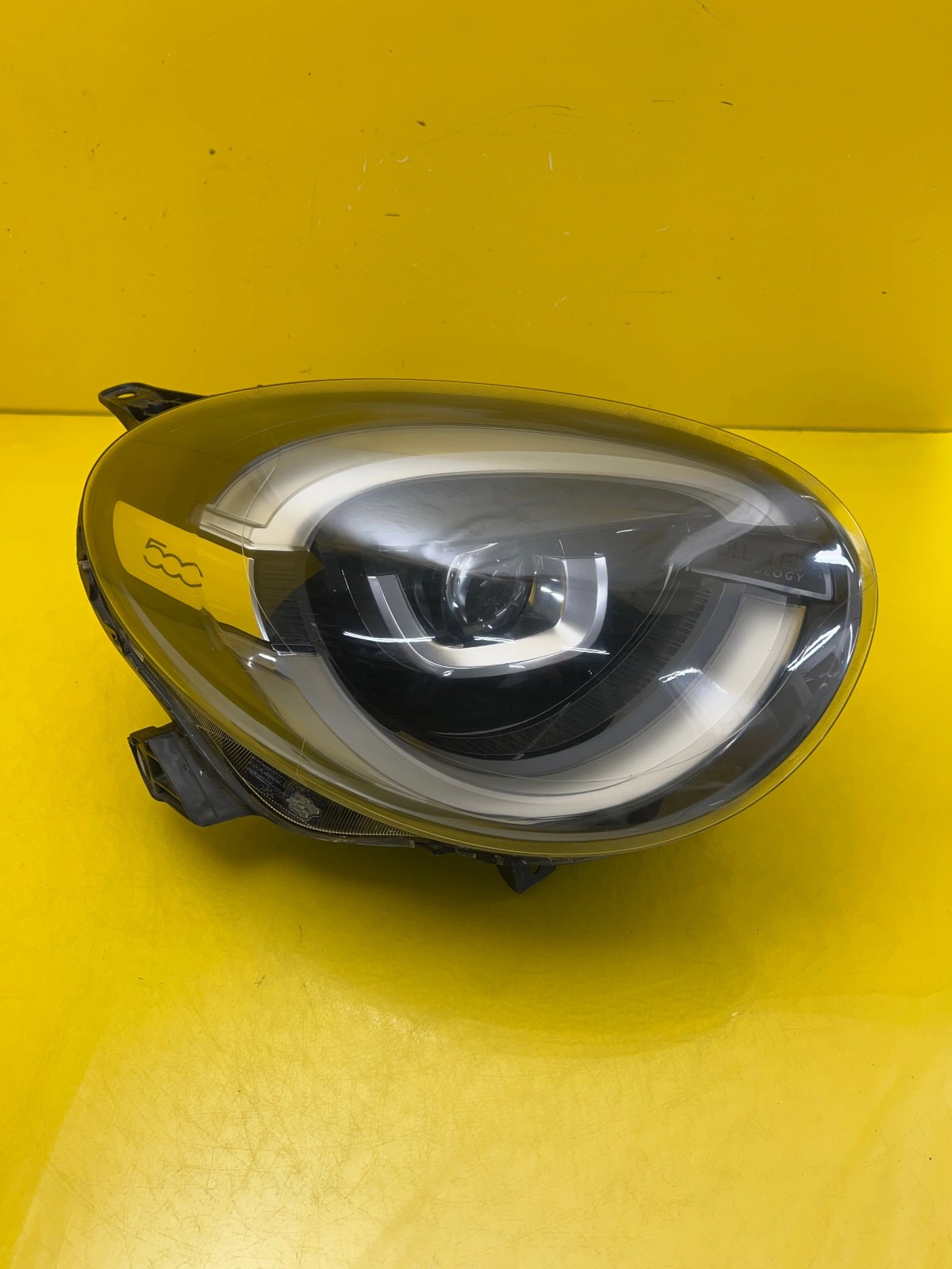 Phare droit Fiat 500 X Lift 18- Full Led 00520919690 Autolamps Phare droit Fiat 500 X Lift 18- Full Led 00520919690