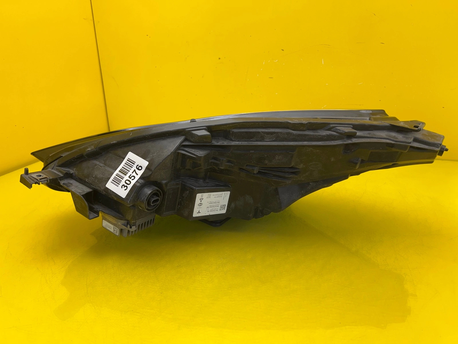 Phare droit Tesla Y Lift Full Led 1514953-00-C Autolamps 4 Phare droit Tesla Y Lift Full Led 1514953-00-C