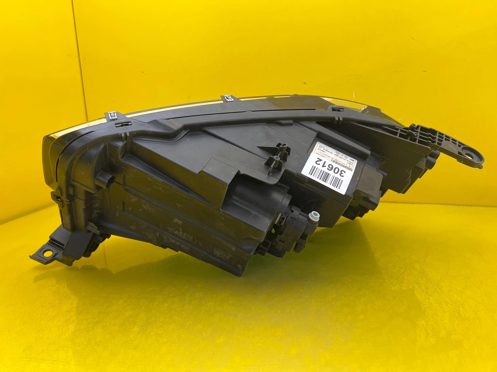 Phare Droit Citroen C3 IV E-C3 2024 Full Led 9851349080 Autolamps 3 Phare Droit Citroen C3 IV E-C3 2024 Full Led 9851349080