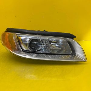 Phare droit Volvo XC70 V70 S80 II Xenon 31383541 07-12 pivotant