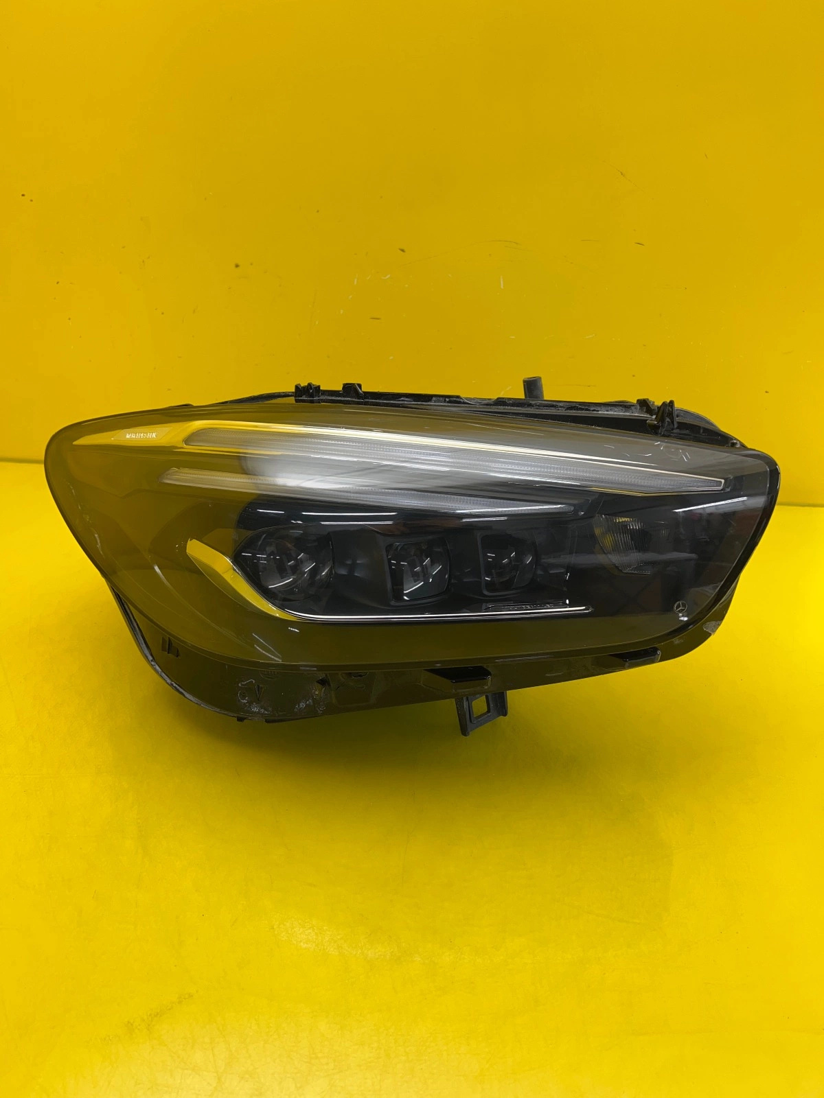 Phare droit Mercedes Classe B W247 Full Led Multibeam A2479068405 Autolamps Phare droit Mercedes Classe B W247 Full Led Multibeam A2479068405