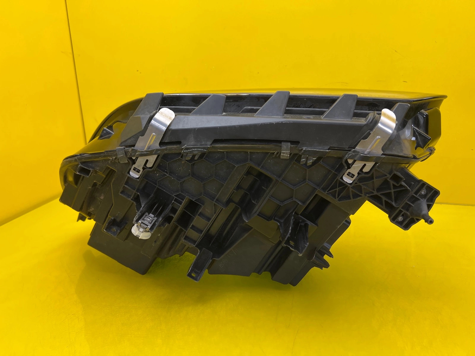 Phare avant droit BMW X5 X6 G05 G06 Full Led 9481780-07 Autolamps 6 Phare avant droit BMW X5 X6 G05 G06 Full Led 9481780-07