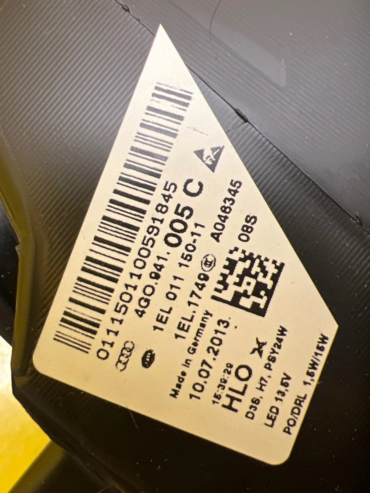 Phare gauche Audi A6 C7 Bi-Xenon Non-twist 11-15 4G0941005C Autolamps 2 Phare gauche Audi A6 C7 Bi-Xenon Non-twist 11-15 4G0941005C